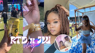 VLOG ROCKING THE DAISIES 2023 🌼 [upl. by Tiny437]