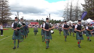 Pipe Major James Cooper leads Ballater Pipe Band for competition during 2022 Dufftown Highland Games [upl. by Dobrinsky]