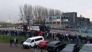 Aankomst Feyenoord bus voor Klassieker [upl. by Adav]