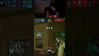 im soild gaming rainbowsixsiege viralvideo r6 goodauthor [upl. by Eeniffar116]