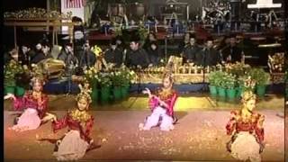 Tarian Gamelan  Lambang Sari [upl. by Ordway]