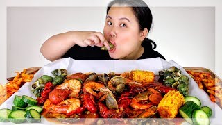 MUKBANG SEAFOOD BOIL 먹방 EATING SHOW GIANT SHRIMP  MUSSELS  CRAWFISH  SNAILS ESCARGOT [upl. by Donela558]