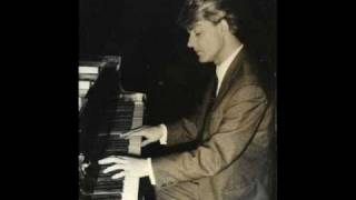 Stanislav NEUHAUS plays SCRIABIN Etude Op8 no12 [upl. by Seed]