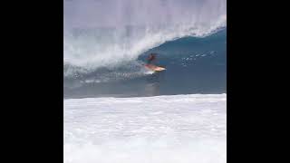 Pipeline surf surfing wsl hawaii pipeline bigwaves surfers [upl. by Aneres]