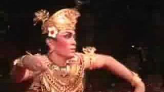 Bali dance quotKebyar Dudukquot [upl. by Origra]