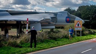 Vulcan bomber comes off the runway at Wellesbourne [upl. by Festatus]