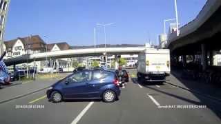 lustige autofahrer auf schweizer strassen [upl. by Graham]