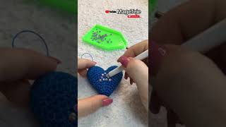 Sabias que puedes pegar piedras en tus tejidos  crochet shorts youtubeshorts [upl. by Diarmit]