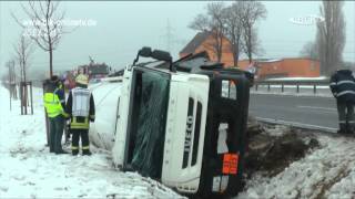 20130225 Verkehrsunfall Tanklastzug B91 Weissenfels [upl. by Imiaj]