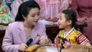 North Korean Kindergarteners Kayagum Solo Part 12 北朝鮮少女カヤグム演奏 [upl. by Adorl]