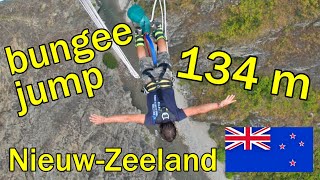 HOOGSTE BUNGEEJUMP van NieuwZeeland  highest bungyjump New Zealand [upl. by Ahsilak]