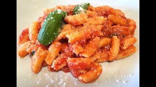 Gnocchetti Sardi al pomodoro  Ricetta di Sardegna [upl. by Elleivap]