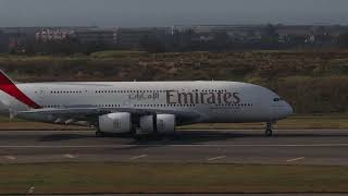 阿聯酋航空Emirates A380861 A6EEC EK366 DXBTPE 桃園國際機場05L跑道降落（20240119） [upl. by Etolas751]