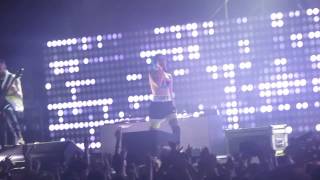 Still Into You  Paramore  Monumentour 63014 Gilford NH [upl. by Athalee]