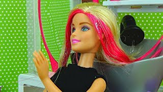 Салон красоты куклы Барби Игровой набор для девочек салон Стиль волос Barbie doll hair style salon [upl. by Kayla]