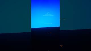 Upgrading from Windows 81 to Windows 10 on a Compaq Presario CQ61 part 1 [upl. by Ennirok]