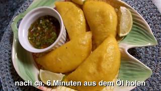 Empanadas aus Maismehl mit Hähnchen oder Putenbrust lateinamerikanisches Essen [upl. by Louth]