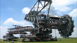 L escavatore più grande grosso pesante e costoso Il Bagger 293 bucket wheel [upl. by Gaynor]