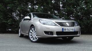 Essai Renault Latitude 20 dCi 150ch Initiale [upl. by Aseeral815]