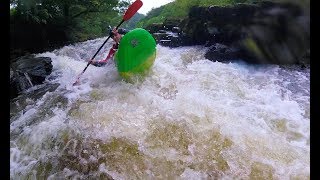 Kayaking The Serpents Tail to Llangollen Town Weir  River Dee Grade 34 White Water [upl. by Aroled99]