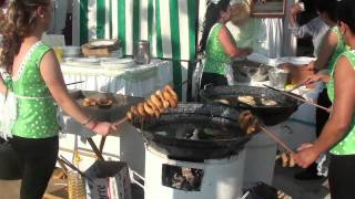 Feria de Sevilla 2011 Buñuelos y Sevillanas de Gracia Montes [upl. by Guibert]