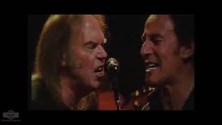 Bruce Springsteen w Neil Young  Rockin in the Free World Live 20041005 [upl. by Ecarret]