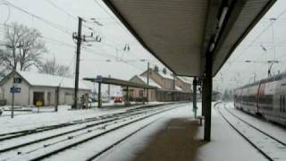 Train de fret AGC et Chasse neige à Mouchard [upl. by Carce]