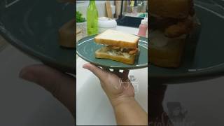 Crispy chicken sandwich sandwich chicken zingerburger snacks evening bread burger shorts [upl. by Odlonra]