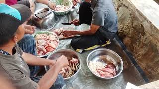 masak masak buat aqiqah cucu pertama bikin sate kambingUa Oman [upl. by Meekahs]