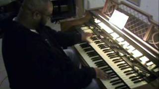 Hammond Organ Demo American Music World Chicago [upl. by Yelena]