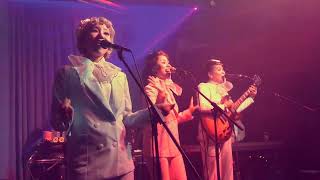 The Barberettes 바버렛츠  Barbar Ann 네이버 블로그 Beach Boys  Live Session  Liverpool Sound City 2017 [upl. by Er998]