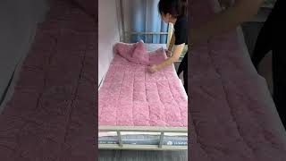 Mattress foldable with milk velvet bed cover it is so easy to use warm soft nonslip and does [upl. by Eednim368]