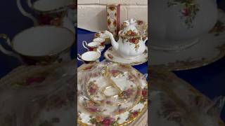 Exciting Auction Find Royal Albert Old Country Roses Full Set royalalbert auctionfinds thrifting [upl. by Kenweigh416]