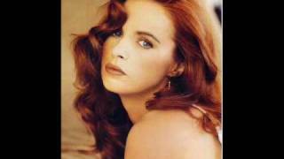 Sheena Easton Wind Beneath My Wings Live [upl. by Docia]