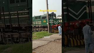 13up awam express train departure from lahore awamexpress train travel [upl. by Rise]