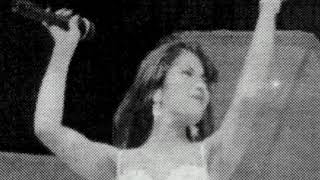 Selena  No Debes Jugar Live From Astrodome 1994 Supuesto audio real [upl. by Cannice480]