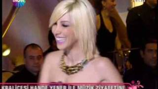 Hande Yener  Paranoya  Arım Balım Peteğim [upl. by Gerlac]