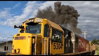 Kiwirail DXC locomotive startup  Hokitika  New Zealand [upl. by Elmira]