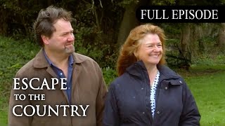 Escape to the Country Season 19 Episode 27 Isle of Wight 2019  FULL EPISODE [upl. by Amargo122]