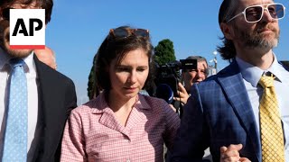 Amanda Knox arrives in Florence court for slander trial [upl. by Nylkoorb]