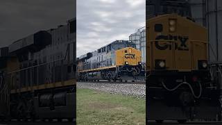 CSX 1836 “RFampP” Heritage leading M565 in Nappanee Indiana [upl. by Ecirtal]