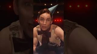 Eddie Redmayne’s ‘Cabaret’ Emcee Divides Tonys Audience eddieredmayne chicago tonyawards [upl. by Joash354]