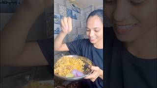 Biriyani chesanu taste aete 👌👌trending food biryani [upl. by Ronym]