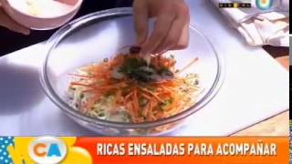 Ricas ensaladas para acompañar [upl. by Nnylylloh]