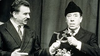 Il compagno don Camillo 1965 di Luigi Comencini Videorecensione [upl. by Osnofla464]