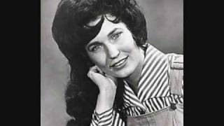 loretta lynn quotthe home your tearin downquot [upl. by Ansel]