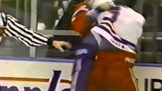 Donald Brashear vs Joey Kocur Jan 21 1995 [upl. by Yee]