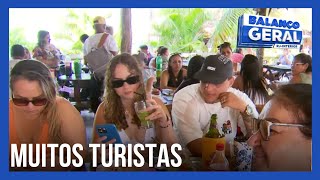 Pousadas e restaurantes da cidade já recebem número grande de turistas em S F de Itabapoana [upl. by Eirot]