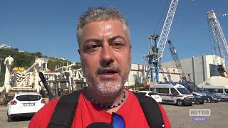 Ortona  Sbarcati 64 migranti con Emergency [upl. by Downall686]