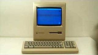 1986 Apple Macintosh BOOTING [upl. by Noe733]